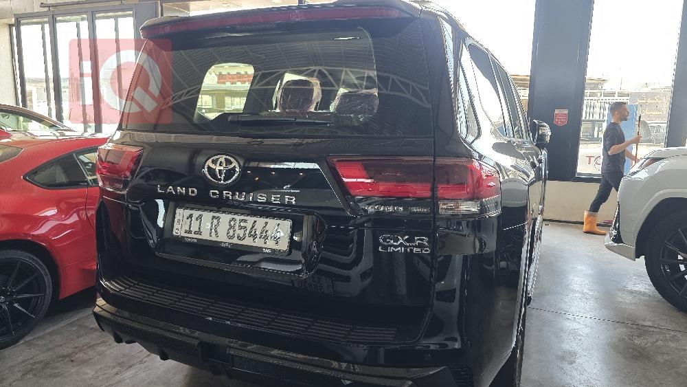 تويوتا لاندكروزر